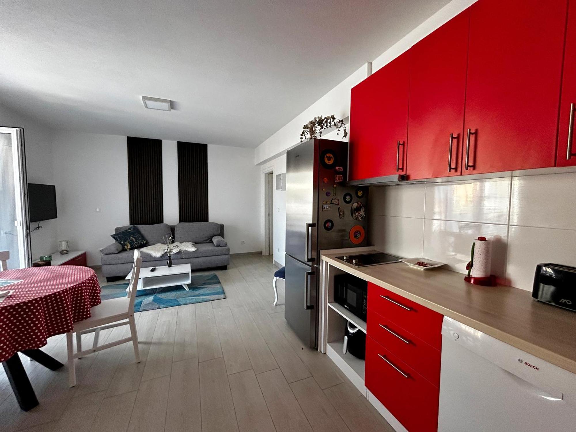 Apartman Sjever Макарска Екстериор снимка