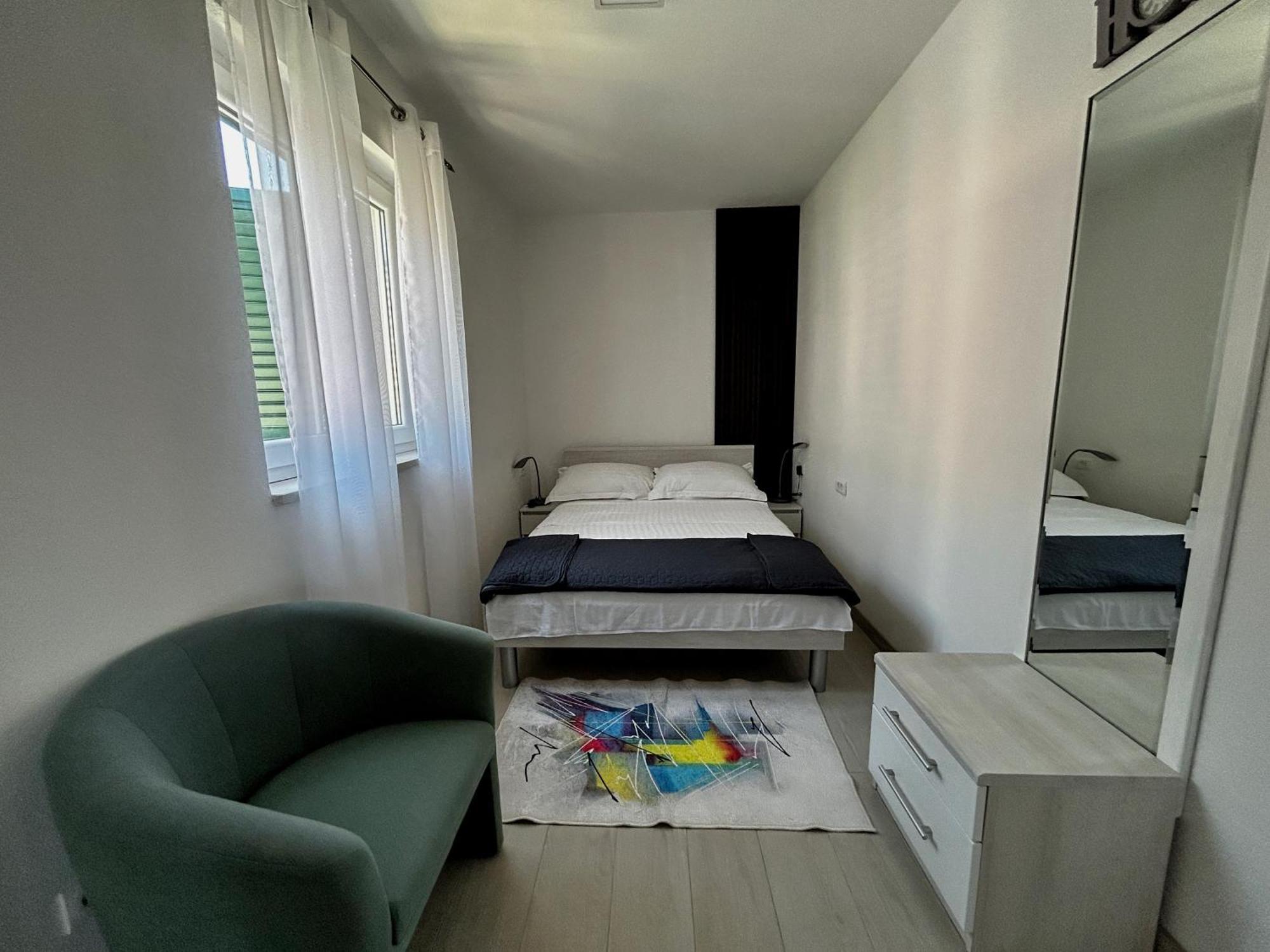 Apartman Sjever Макарска Екстериор снимка