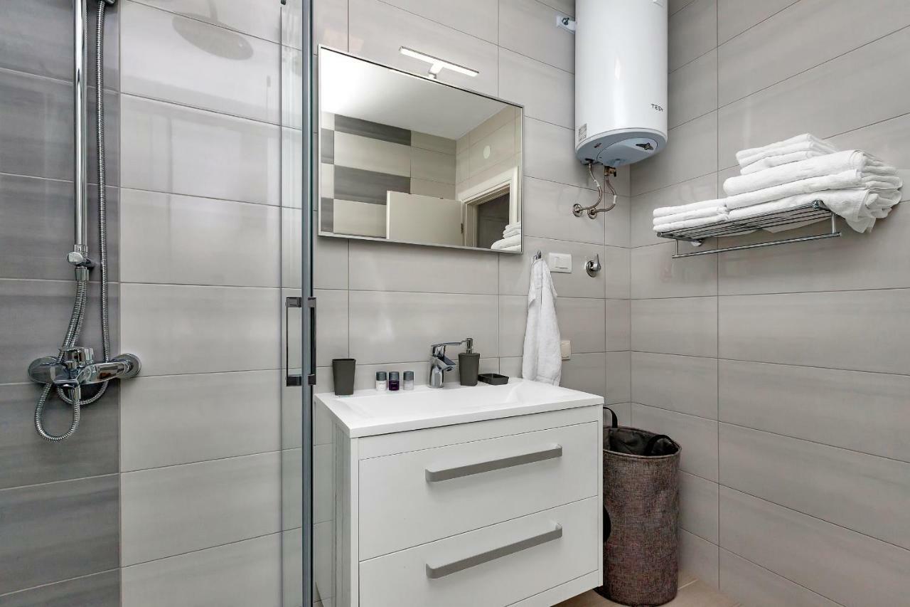 Apartman Sjever Макарска Екстериор снимка
